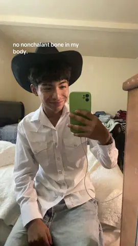 i was laughing at how dumb i looked in my hat #mlm#mlw 