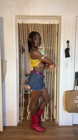 festival look? #fashion 