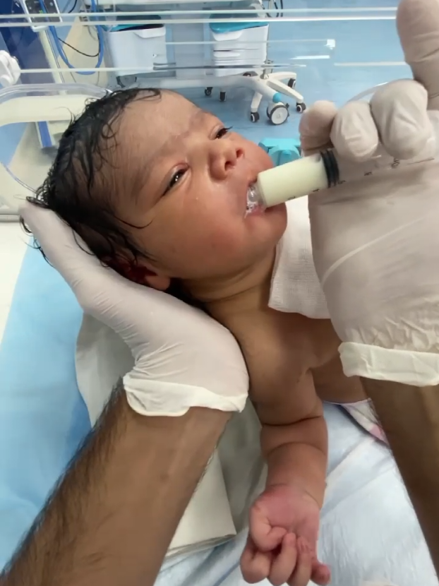 #newborn #adorable #baby #cutebaby #babyfirstbreath 