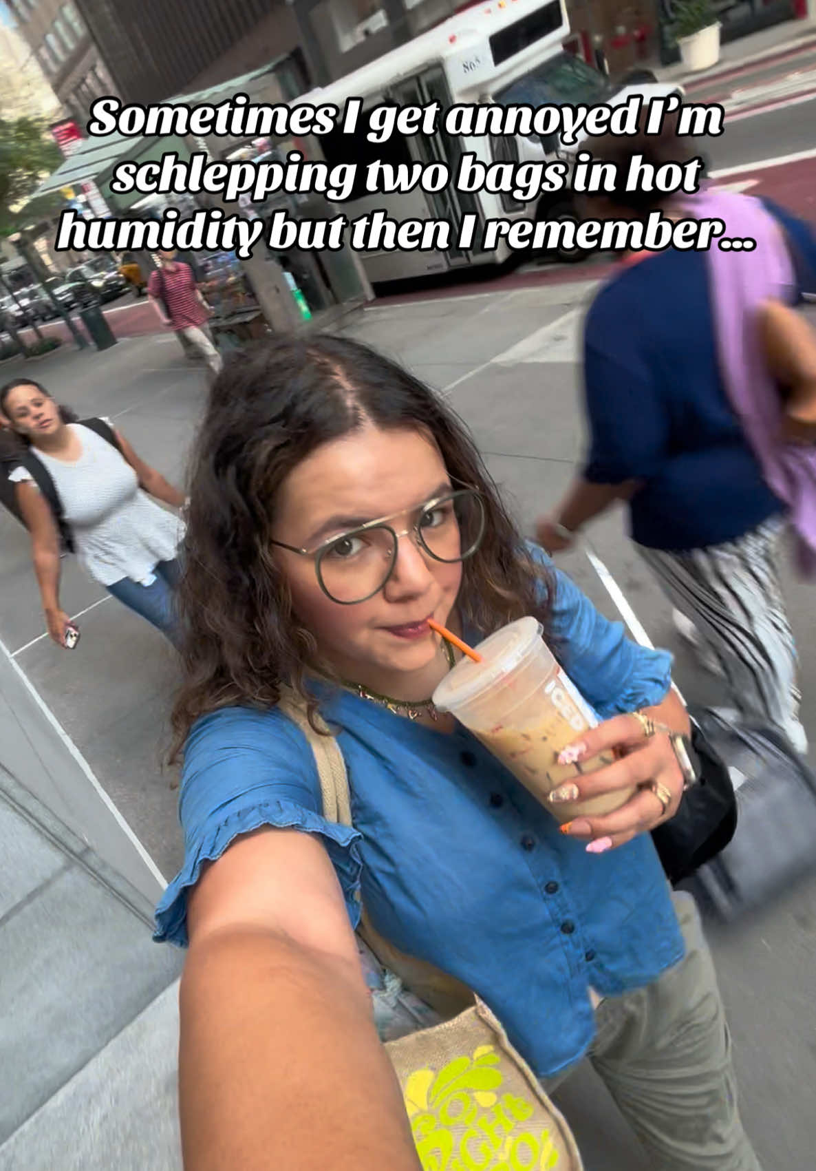 It’s the little moments 🥹 #nyc #corporatelife #nyclife #latina 