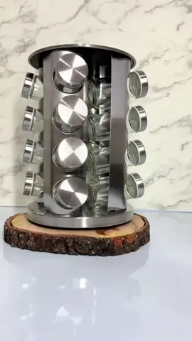 🔥 Porta Temperos Inox com 16 Potes Giratórios 🔥 Organize sua cozinha com elegância e praticidade! Esse suporte moderno em inox vem com 16 potes de vidro com tampas, perfeito para armazenar e acessar seus temperos com facilidade. O sistema giratório permite que você encontre o condimento ideal em segundos. Ideal para dar um toque sofisticado ao seu ambiente e deixar tudo sempre à mão! ✅ Design moderno e sofisticado ✅ Estrutura resistente em aço inox ✅ Potes de vidro com tampas rosqueáveis ✅ Gira 360° para facilitar o uso ✅ Compacto e funcional 👉 Perfeito para cozinhas modernas. Aproveite e leve já o seu! #fyp #portatempero #inox #viral #tiktoknews #vaiprofycaramba #descubra #paravoce 