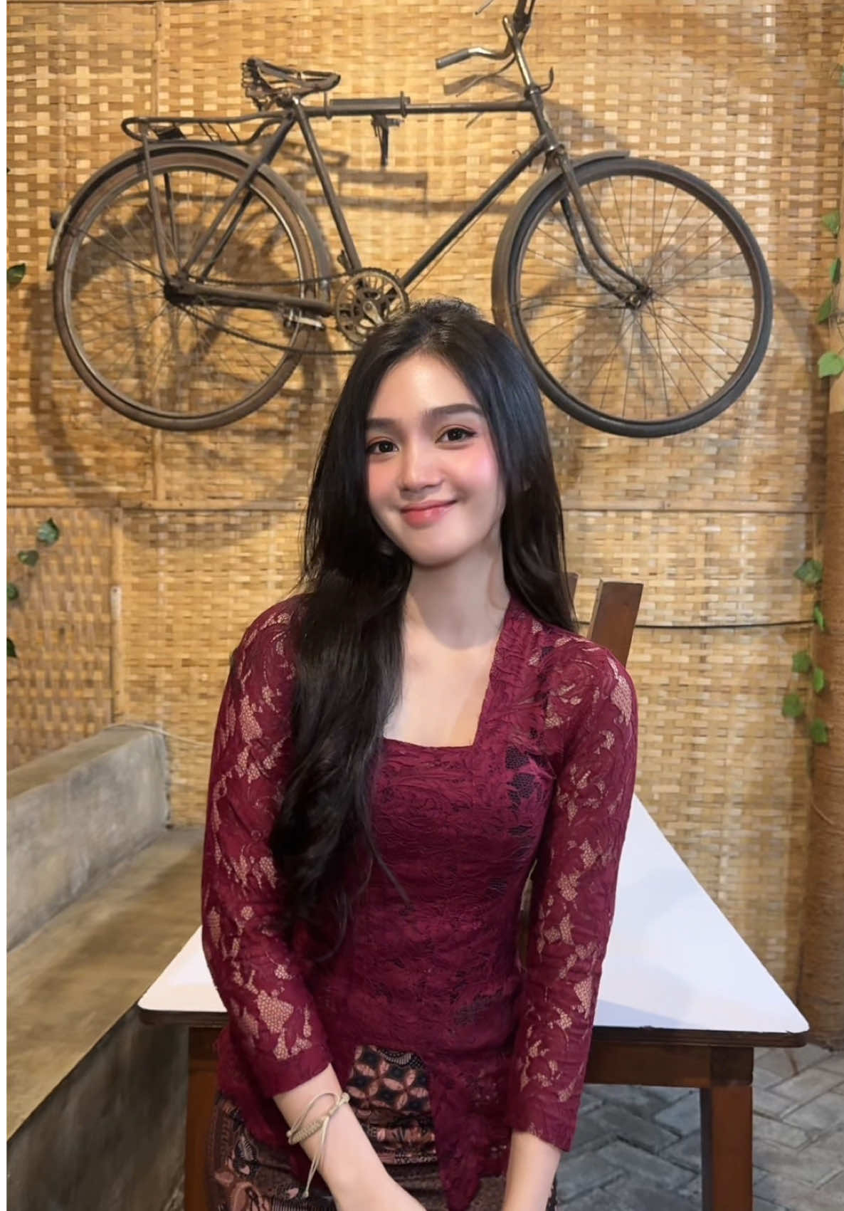 aduduu candunya sambal blondo @Warung Bahagia #velocity  #kulinermalang #viral  #fypシ  #kebaya #bulan                                            #xybca 