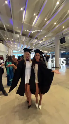 GraduATE #graduation #university #london #business #degree 