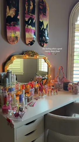 I love my vanity 💕💞 #vanity #vanitysetup 