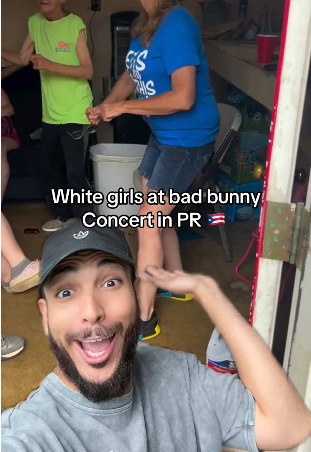Oooo they bringing out the sweet Carolina moves 🤣😭 🇵🇷 #kelperez #comedy 