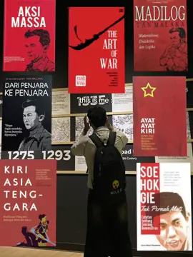Sebuah Pemikiran Kiri Sehat. Sejak kecil, saya terbiasa melihat media yang secara tidak langsung menanamkan narasi bahwa ideologi sayap kiri adalah sesuatu yang berbahaya. Namun, seiring bertumbuhnya pola pikir dan rasa ingin tahu, saya mulai mempelajari berbagai spektrum ideologi baik kiri maupun kanan dengan lebih objektif. Saya mulai memahami bahwa setiap ideologi lahir dari kondisi sosial tertentu, dan memiliki cita-cita yang berbeda dalam memperjuangkan keadilan. Faktanya, hari ini di Indonesia, nyaris tidak ada lagi kekuatan politik yang benar-benar merepresentasikan ideologi kiri secara nyata. Ini berarti bahwa kelas pekerja (buruh, petani, nelayan, pedagang kecil, pelajar, mahasiswa, pemuda, perempuan, seniman, hingga kaum miskin kota) tidak lagi memiliki perwakilan ideologis yang konsisten memperjuangkan kepentingan mereka di lembaga-lembaga politik formal seperti DPR. Pertanyaannya: Apakah ideologi kiri suatu saat akan kembali hadir di Indonesia? Menurut saya, hal itu bukanlah sesuatu yang mustahil, namun jelas bukan perkara mudah. Banyak dari kaum pekerja telah lama terdoktrin oleh narasi-narasi arus utama, termasuk film dan media yang mengaburkan/mendiskreditkan perbedaan antara komunisme, Marxisme, sosialisme, dan bahkan sekadar aktivisme rakyat. Ditambah lagi, rendahnya minat baca, khususnya dalam bidang politik dan sejarah, membuat kesadaran kelas di kalangan pekerja sulit berkembang. Akhirnya, ketimpangan sosial dan eksploitasi kelas terus berulang, dan kaum pekerja sering kali terjebak dalam siklus stagnasi sosial. #demokrasi #tanmalaka #anakminang #kiri #kanan 