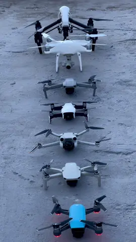 Despegue de diferentes modelos de dron DJI!! 😎   #puno #peru🇵🇪 #DJI #drones #paratii #d.drones 