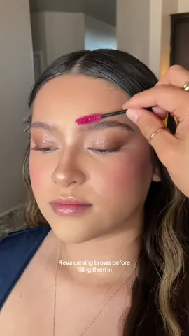 Getting the cleanest brows every single time 😮‍💨 @Anastasia Beverly Hills brow powder duo “dark brown” #brows #softglam #makeuphacks 
