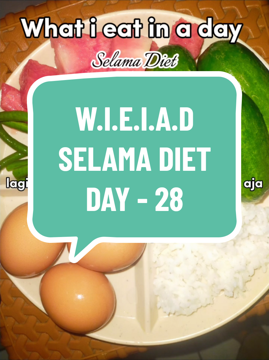 TEMENINDIET DAY - 28 WHAT I EAT IN A DAY WHILE DIETING What I Eat in a Day While Dieting - Telat Upload 😴 Maafkeun yaa baru sempet posting hari ini, soalnya semalem udah ngantuk parahh 😴 Jujur selama diet ini, jam tidurku jadi makin teratur. Biasanya meskipun ngantuk masih bisa aku paksa begadang, tapi sekarang… beneran gakuat. Baru rebahan dikit langsung bye wkwk 💤 Btw, ini menu dietku kemarin ya! (Menu aku tulis di foto~) #temenindiet #magertapidiet #whatieatinaday #diettenang #mindfuleating 