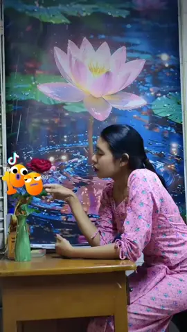 # morning ပါ  ငိုေနရင်း အေြပးေလးစပ်စု 😁😁😁 #အေပျာ်ေဆာ့တာပါရှင့်😊😊😊😊😊😊 