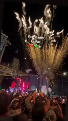 Hermosa ciudad mía... celebre con orgullo ser paceña chukuta, pico verde 💚❤️... hermso día #paratiiiiiiiiiiiiiiiiiiiiiiiiiiiiiii #mujerboliviana🇧🇴 #LaPaz #orgullosa #mitierra