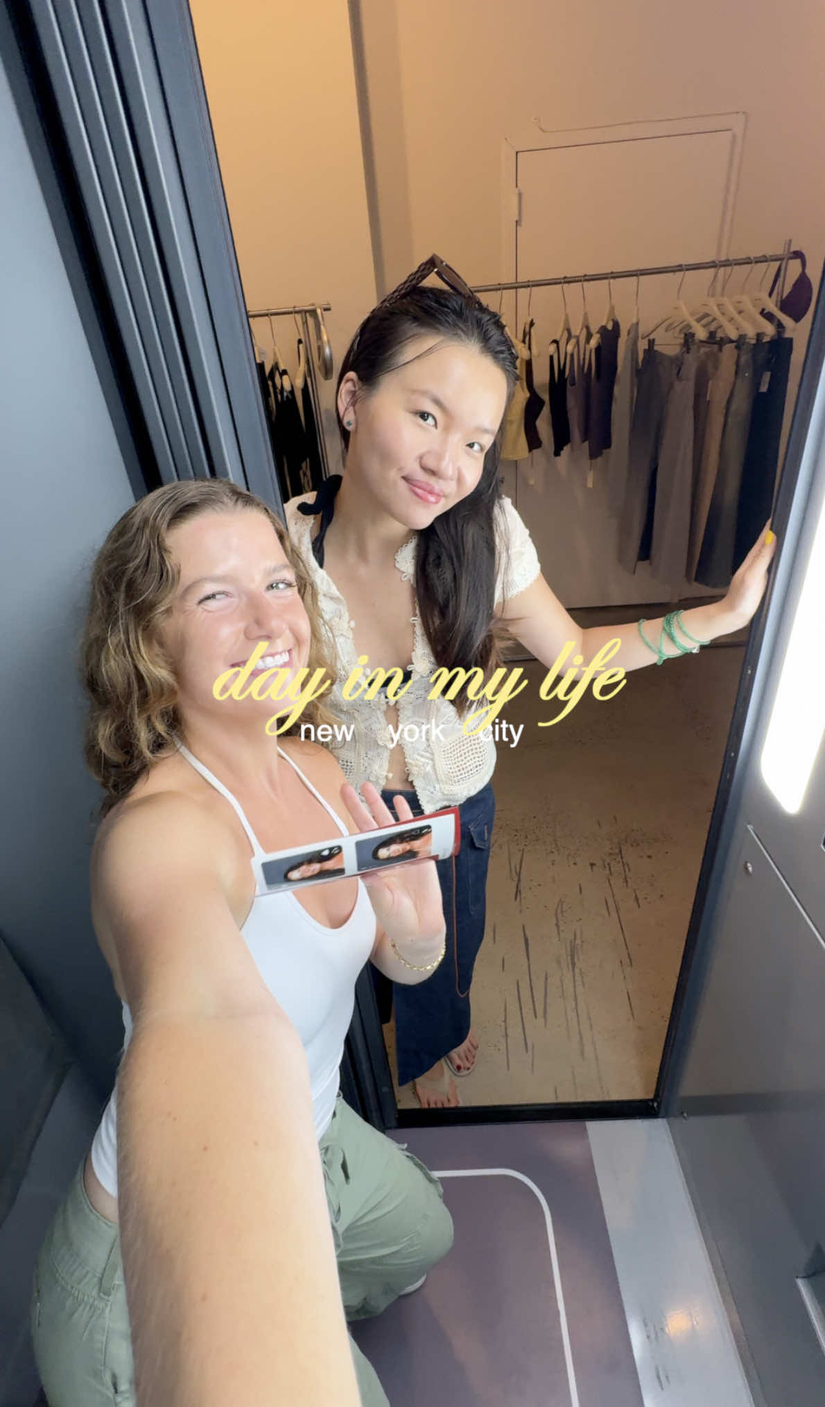 day in my life as a wfh girl in new york city 🐿️ #dayinmylife #nyclife #thingstodoinnyc #nycfood #nycshopping #creatorsearchinsights #nycvlog  Day in my life NYC / things to do in New York City / NYC vlog / NYC recommendations
