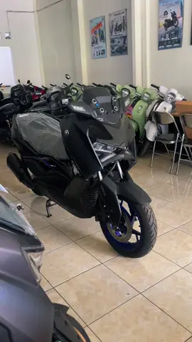xmax connected 250 ready stock!🤩 warna hitam, otr mulai 68,5 juta area karisidenan madiun brosist! mau pembelian kredit? bisa dong, uang muka mulai 6 juta an saja!👍🏻 proses cepat,aman dan terpercaya pastinya✅ dijamin sat set, anti ribet, hanya 1 hari sudah bisa kirim ke rumah!👏🏻 info hotline bisa hubungi nomor di bio ya!✨ #yamahaindonesia #yamahamagetan #yamahangawi #yamahamadiun #yamahaxmax250         