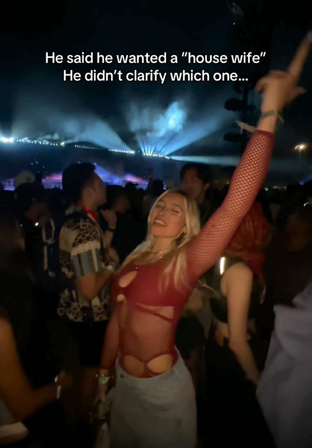 Good thing he’s a house daddy ;) #fyp #housewife #housemusic #ravetok  