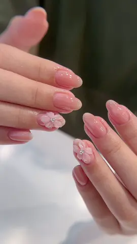 Dành cho bà nào thích hoa mà không sợ bị sến nè 😙 #nails #xuhuong 