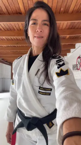 Escríbenos para agendar tu clase de prueba de Jiu Jitsu!!❤️🥋 #jiujitsu #defensapersonal #almeidalamolina  #jiujitsuperu #parati