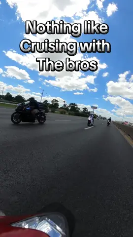 #houston #galveston #highway #riding #motorcycle #cruising #crotchrockets #hayabusa #gsxr1000 #gsxr #r1 #yamaha #bro 