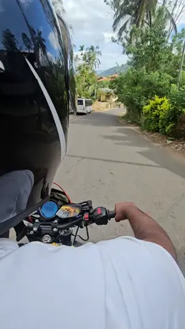 Himin yan ewa 😞🫶🏽 #ns200 #bikeride #lovers #bikelife #trending #froyoupage #pathumlkarunarathna 