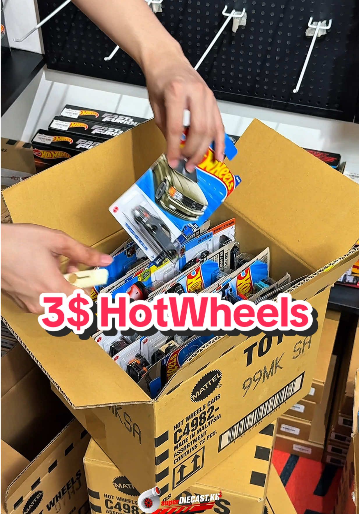 ស្តុកថ្មី HotWheels 3$ 3$ 3$ - 2025 Mainline Case មានលក់នៅហាង SuperDiecastKH 📍  ទីតាំងហាង 🗺️ Borey Penghuot Boeung Snour, Project Eco Sunrise, House 39B Street S02  #hotwheels #hotwheelscollections #toys #toystore #cambodiatoystore #carmodels #diecaststore #diecast #164scale #164diecast #hotwheelsmainlines #hotwheelscollector #hotwheelsmalaysia #superdiecastkh 