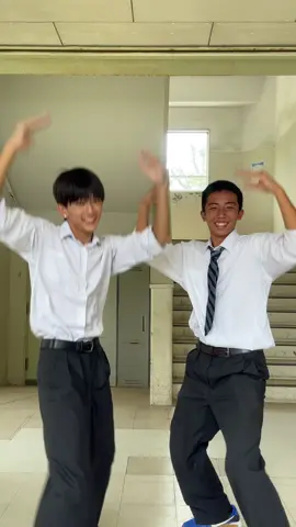 新しいバージョンあったらしい！これでみんな踊ってほしい#高2 #08 #dk #はつやぎ #おつかれsummer #かまって #student #japan #振り付け #踊ってみた 
