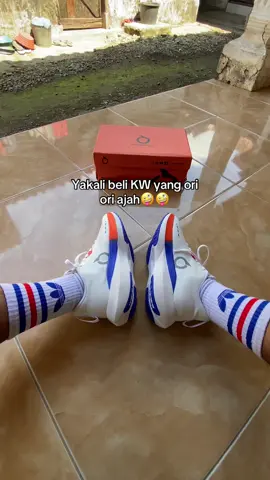 Sepatu running Ortuseight keren empuk dan ringan dana pelajar😎😎 #ortuseight #sepaturunning #sepatulari #sepatuolahraga #sepatujogging #sepatukeren #sepatukekinian #sepatumurah #fyp #viral 