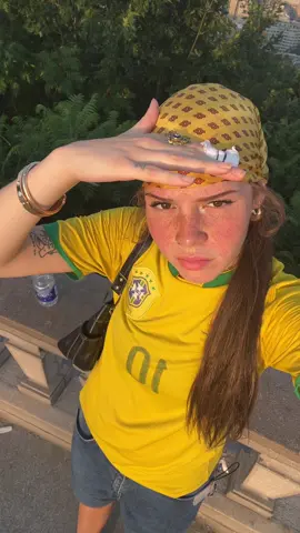 this heat wave was no JOKE #brazil #mtl #ronaldinho #paratí 