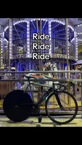 #fixedgearphilippines #fixedgear #wheelcover #discwheel #manilaanimaljeprox #wheeloffsetnewgenerationbikestyle #wheeloffset 