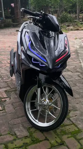 Xe tui full đồ lô còn xe ae thế nào 😅 #xuhuong #xuhuongtiktok #click125i #variodokieng❤️ #variovietnam🇻🇳 #xuhuong2025 #Click #vario125 