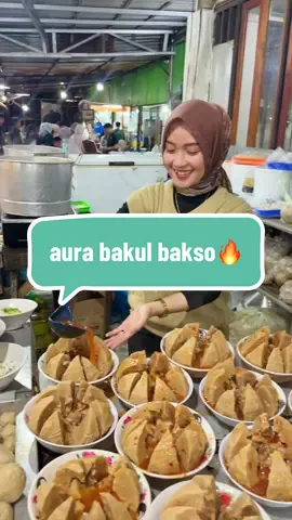bakso khas jowoo (solo) di padang yg  viral bangett 50 ribu porsi 3 orang alamat jl bandar purus no 67 kota padang sumbarr #teraskelapa #baksosoloraya #teraskelapapadang #baksosolorayapadang #sumbar #padang #teraskelapaviral #fypシ #fyp #fypシ゚viral #fypage #viral #fyppppppppppppppppppppppp #baksoviral #viraltiktok #baksolavaviral #bakso 