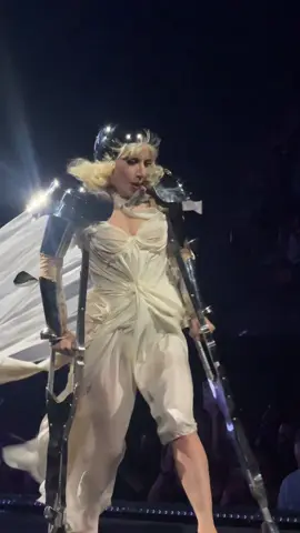 Holyyyyyyyyyyyy ! Omg!  #ladygaga #gaga #mayhemball #littlemonsters #themayhemball #mayhemcrew 