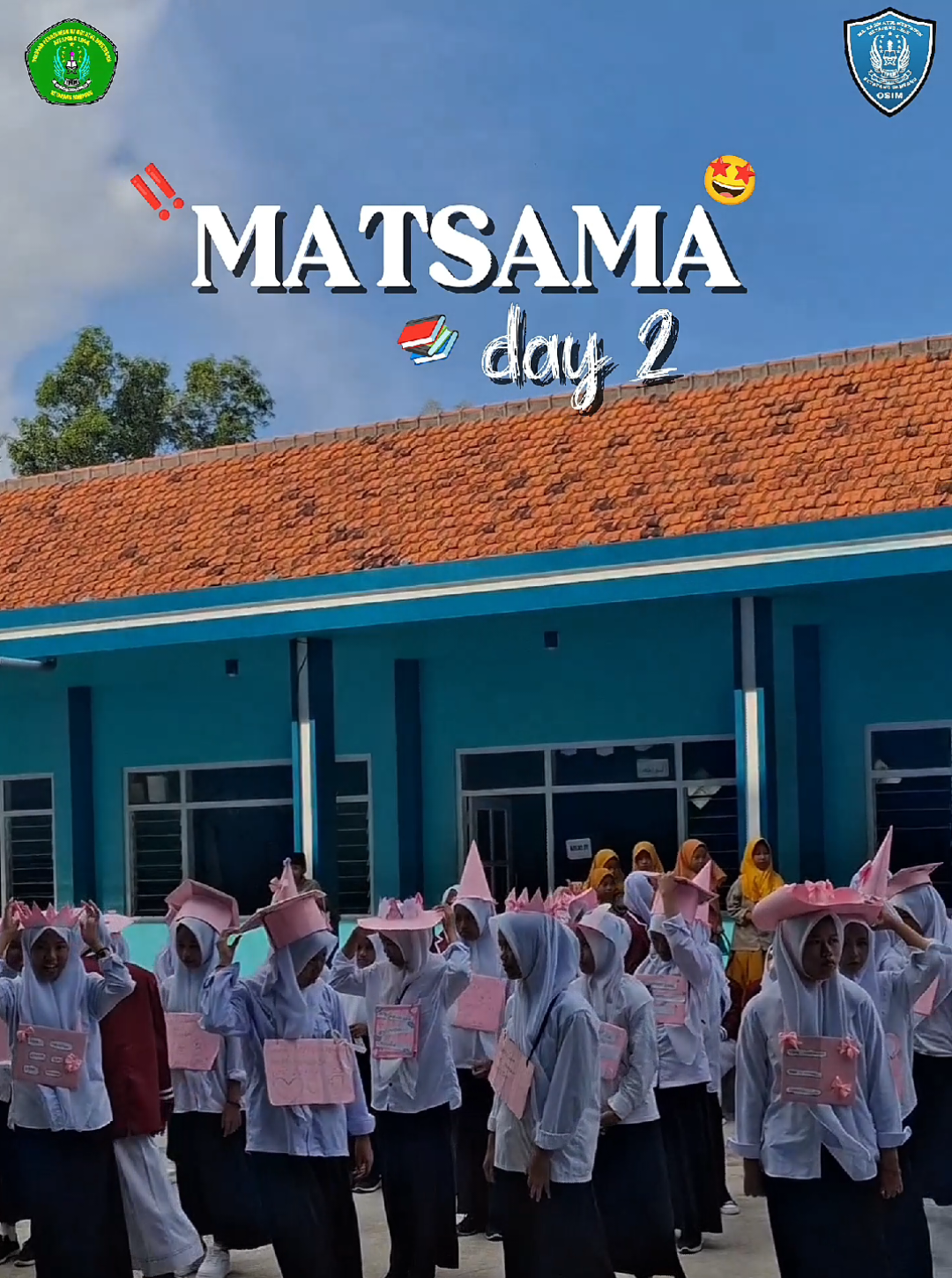Alhamdulillah berjalan dengan lancar... Semoga para siswa baru ini menjadi siswa yang modern, berprestasi, dan berakhlak mulia.... Amin ya rabbal alamin