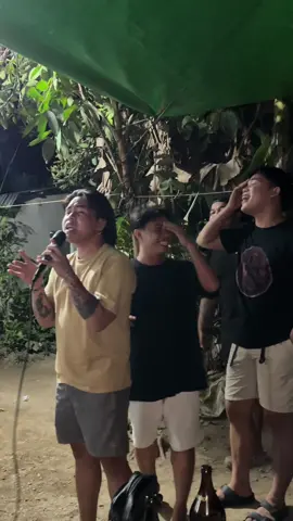 On Bended Knees Challenge with my singer friends 🎤 Watch until end!  #fypシ #fyp #foryoupage #viralvideo @jovieloon_official @Aljay Camingao 