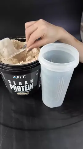 Hãy kết hợp tập luyện với dùng WHEY VEGAN PROTEIN để đạt hiệu quả tốt nhất  #VeganPower #TậpGymHiệuQuả #VeganProtein #TăngCơGiảmMỡ #ĐạmThựcVật 
