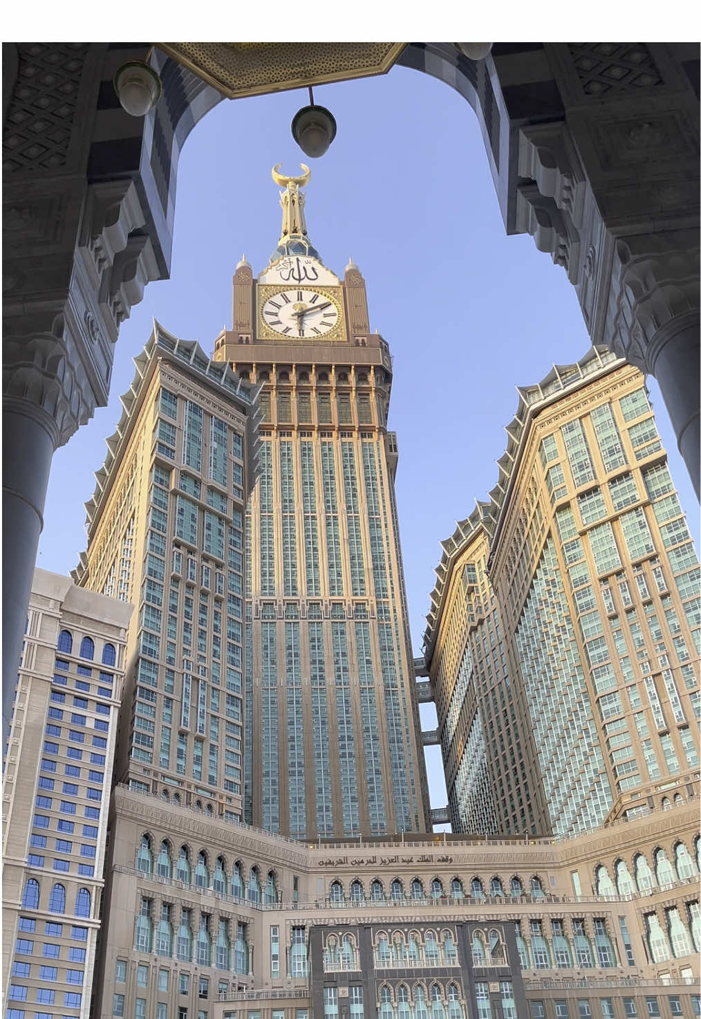 اللهُمَ صَلِّ وَسَلِّمْ على نبينا مُحمد (ﷺ)