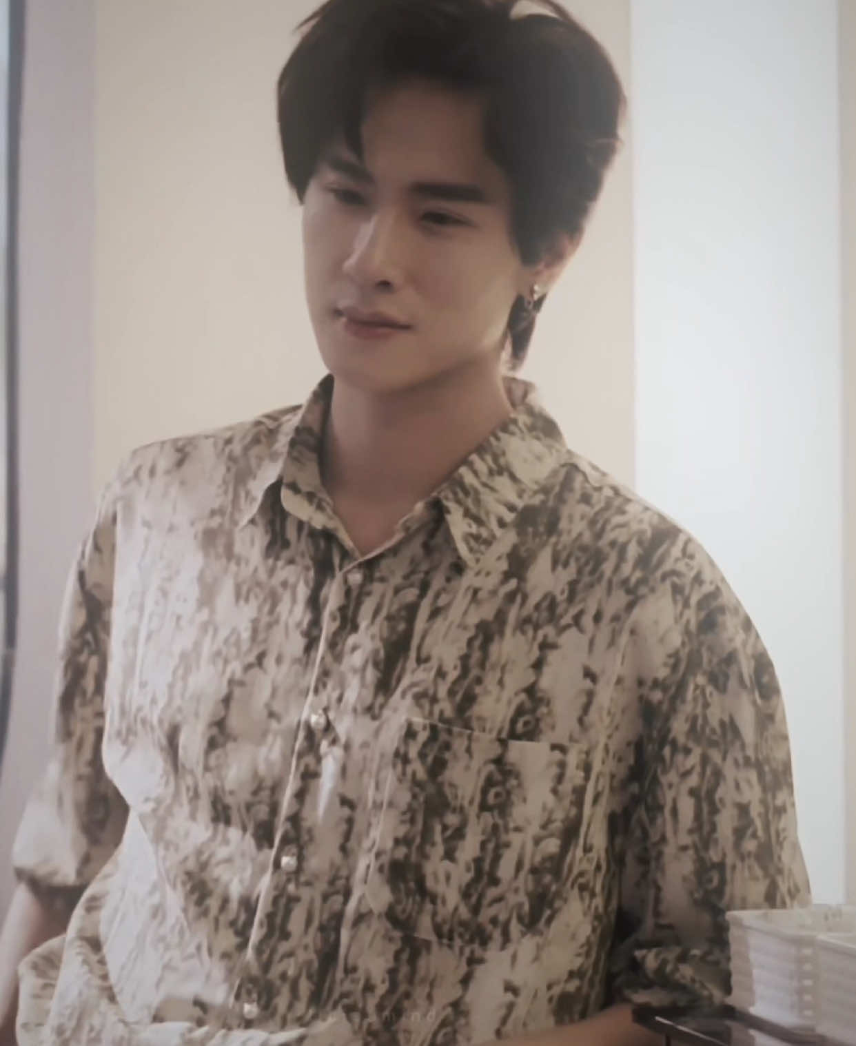 you‘re worth more than diamonds, more than gold. || #zhanxuan #guochengyu #revengedlove #chinesebl #edit #chineseactor #goviral #fyp #viral #liciasmind 
