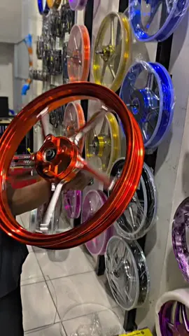 UNTUK SEGALA URUSAN ANDA TENTANG BAN,VELG,UPGRADE PERLAMPUAN,SERVICE SERAHKAN PADA AVAN PUSAT BAN NGAWI. • • @avanpusatban  •📍lokasi jrubong,jl pangliman sudirman(depan taman jrubong ruko no.2) NGAWI   Wa : 085641147000   Tiktok : avanpusatbanngawi •  PELAYANAN TERBAIK, BAN MOTOR TERLENGKAP DENGAN HARGA TERBAIK SE NGAWI dan BISA PILIH BAN SEPUASNYA 😀 #ngawi #jawatimur #vndak55 #vndracing 