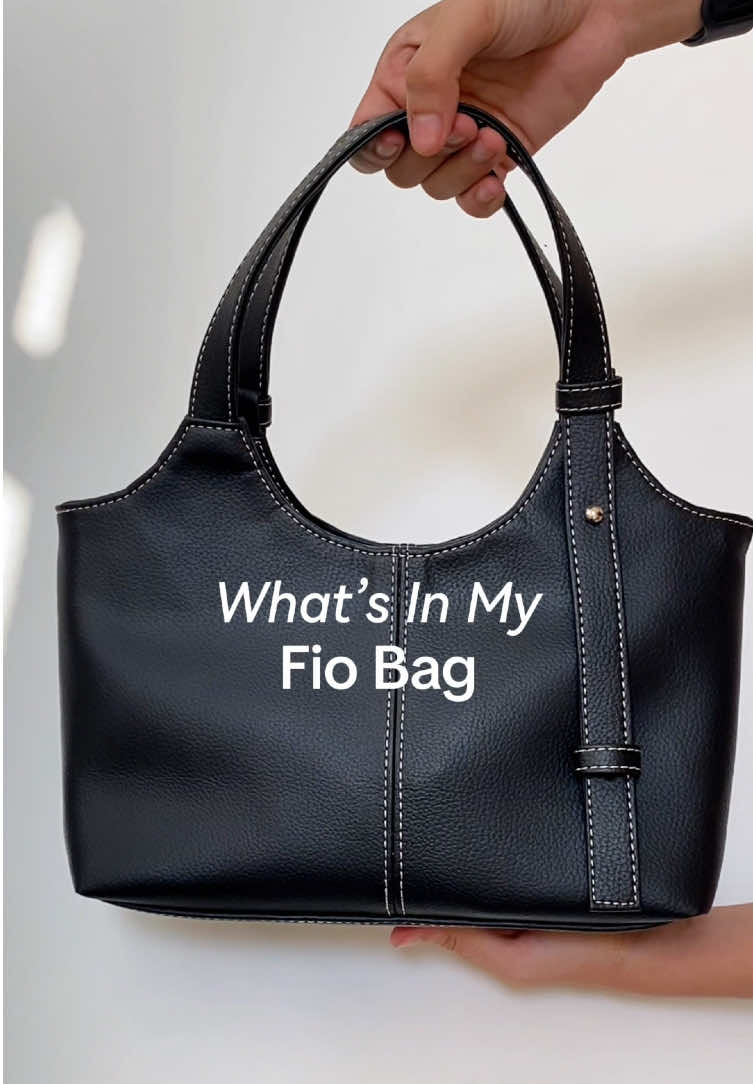 Si mungil tapi muat banyak👀 #tinyblack #taswanita #bag #localbag #localbrand 