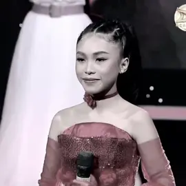 sayangg nyaa jihann haruss pulngg gess, jihannn mangatt teruss yaa, tahun depann ikutt lagiii yaa sama igii, kmuu malm tadi udahh sangatt cukupp penampilan nyaa, kitaa bangga sama jihann, udahh bisa sampe di titik inii, mangatt selaluu jihann, sayangg bnykk² amaa jihann🥺🤍@cian_je @queenjihan_official #jihanda7 #da7 #indosiar #tersenggol #fyppppppppppppppppppppppp #fypシ #bismillahfyp 