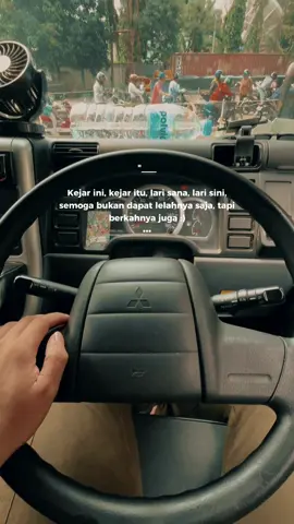 aamin #trukboxindonesia🇮🇩 #trukbox #trukmaniaindonesia #truk #jntexpressid #bahanswmu #cabin #pyfツviral_❤ #mentahanvideo #pyfツ #supirtruck #drivermuda 