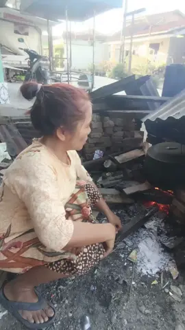 ketika saya ditanya,asal jawab aja tapi memang itu kenyataan nya, koruptor berkembang biak di Indonesia#koruptor 
