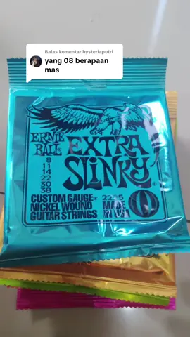 Membalas @hysteriaputri Harganya boleh cek di keranjang kuning yaa kak 😁😁 #stich #senar #ernieball #gitar #elektrik 