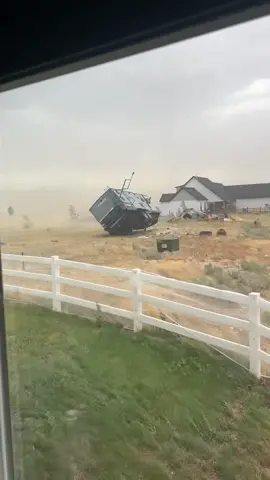 The strong wind destroyed everything#oddlysatisfying #usa #weather #storm #rainstorm #fyp 