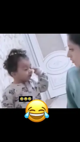 #😂😂😂 #funnyy #farhovideo #foruyou #foryoupage❤️❤️ #friseur #lachen #lustig #😂 #funny2025 #viral #fürdich 