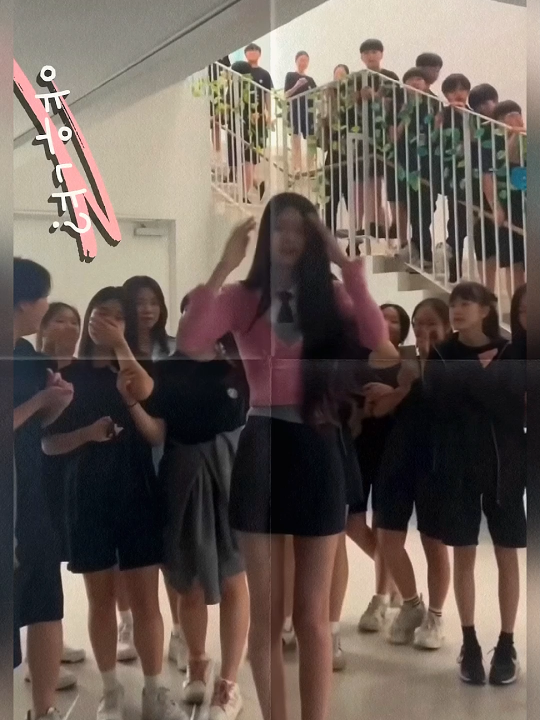 한국에 등장한 신인 모델 키가 와 ㄷㄷ#shorts