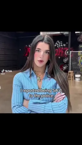 😑