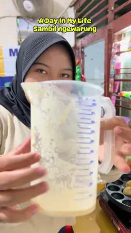 Siapa yang suka takoyaki?? Jangan lupa mampir ke warung aku ya🥰🥰