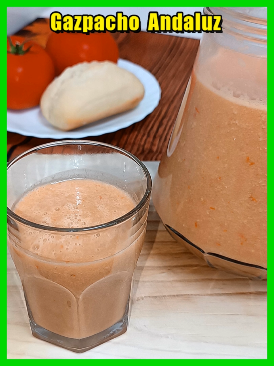 ✅ Gazpacho Andaluz Tradicional INGREDIENTES  Para un Litro y Medio:  - Tomate Pera 750 gr  - 1 Pimiento Verde Italiano 60 gr  - Medio Pepino 80 gr  - 1 Diente de Ajo  - Pan Blanco 40 gr  - Vinagre de Manzana 30 ml  - Aove 80 ml  - Agua Hasta Completar la Jarra  - Sal Marina al Gusto  - Azúcar (Opcional) #ensaladasdeverano #recetasdeverdura #recetasdeverano 