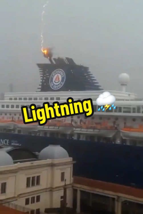 Lightning ⛈️ #extract #satisfyingvideos #weather #lightning #satisfyingvideo 