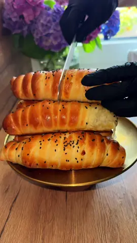 #hotdog #wurst #chesse #crenvustiinaluat #yammy 