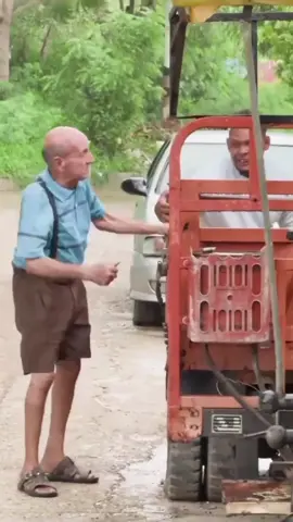 Electric hand prank #funny #prank #happy #pants #electric 